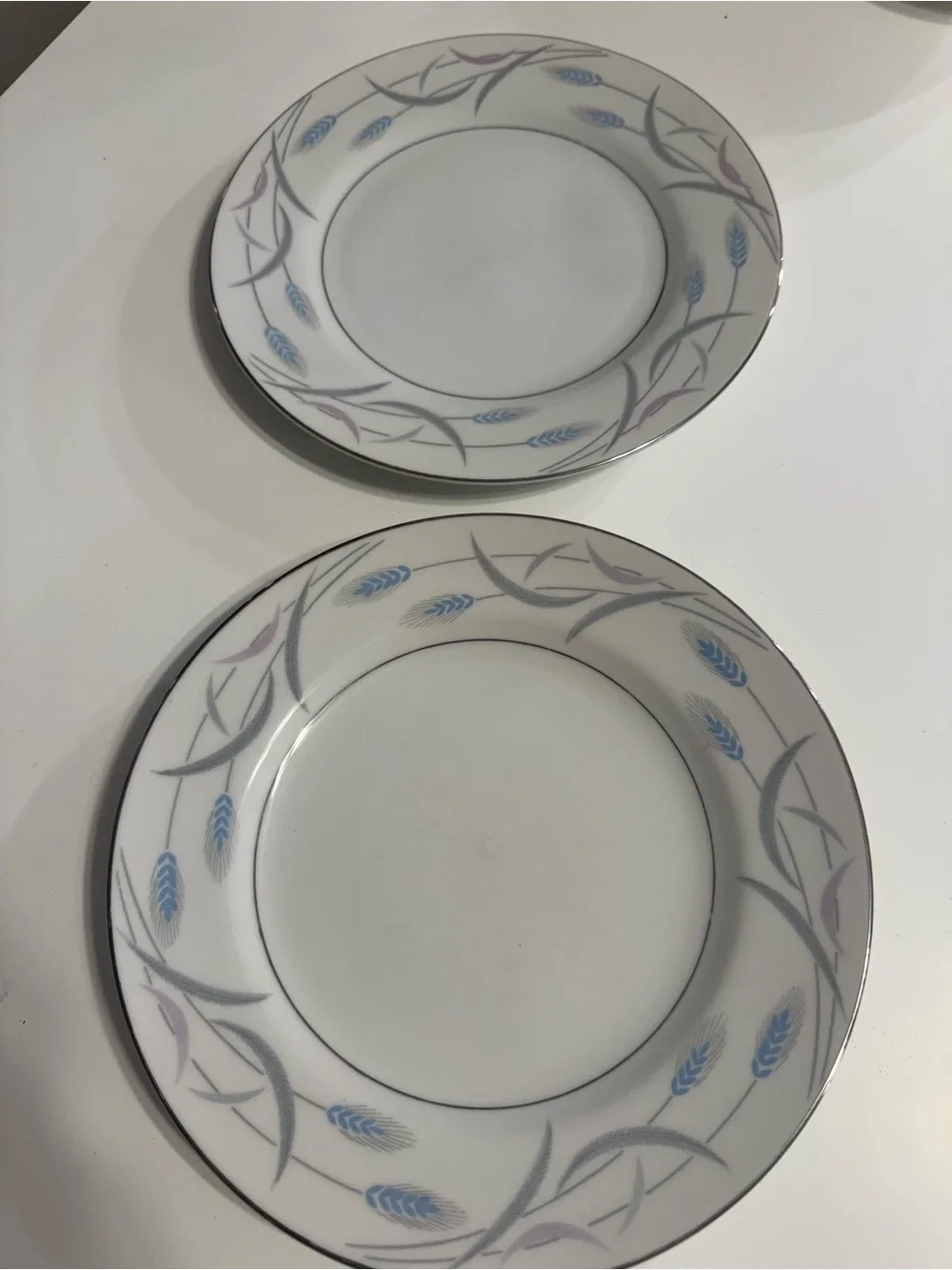 Valmont White Porcelain Dinner Plates with Blue and Lilac Wheat Accent